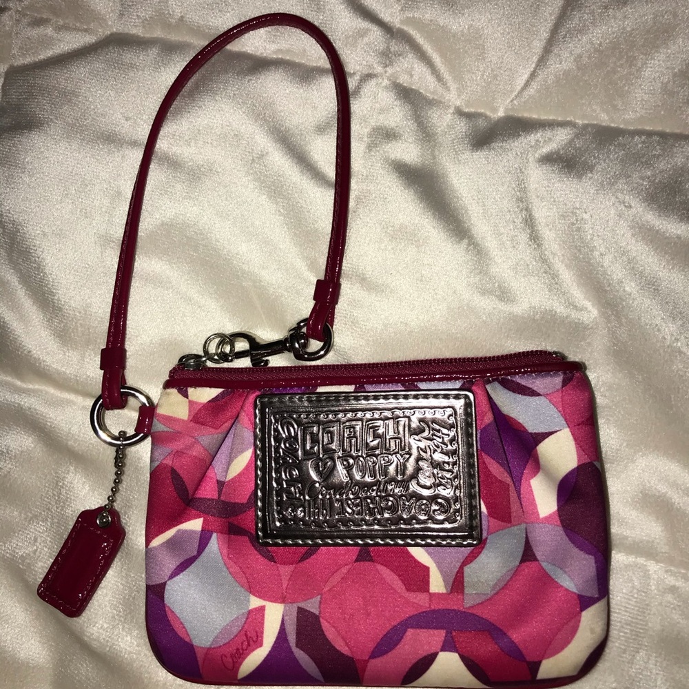 Coach Poppy Wristlet